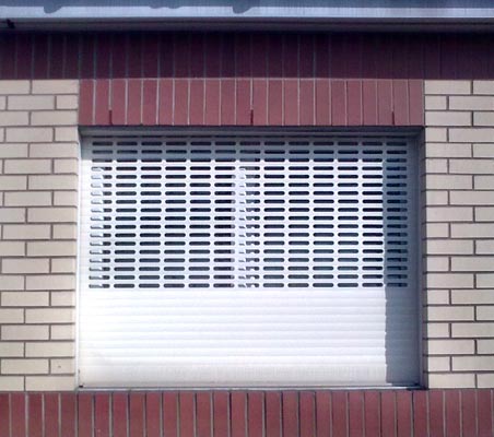 Roller shutters / security grilles