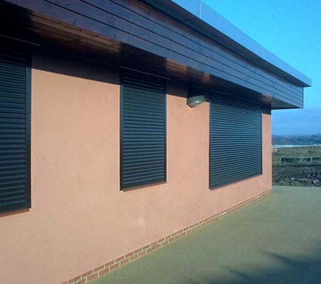 Lintle Shutters