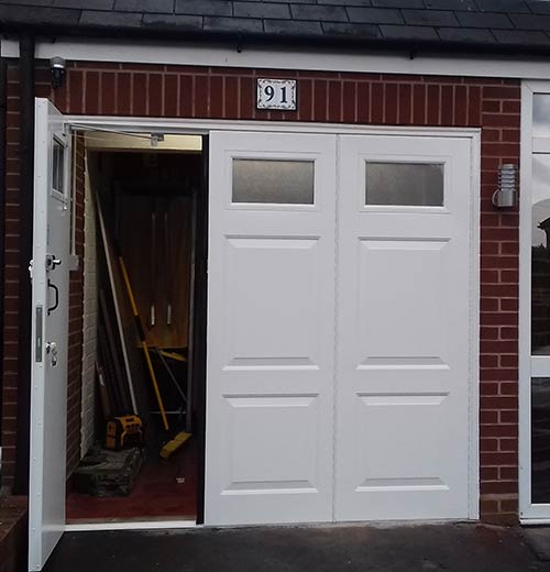 side-hung-garage-doors--insulated-glazed-side-hungs-1