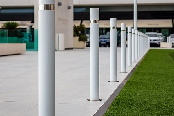 shopping-centre parking bollards