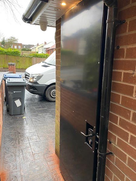 Steel side-gate with Locinox lock steel frame galvanised & powder-coated