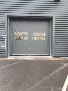 Dynamicroll Fast Door exterior closed