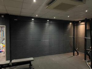 Insulated roller door